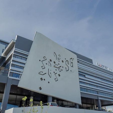 Luwansa Hotel And Convention Center Manado Exterior photo